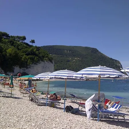 Villa Casa San Pietro, Restored With Pool Ostra Vetere